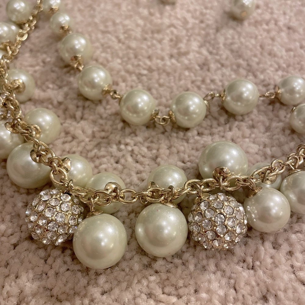 Anne Klein Pearl and Gold Necklace/Earring set
